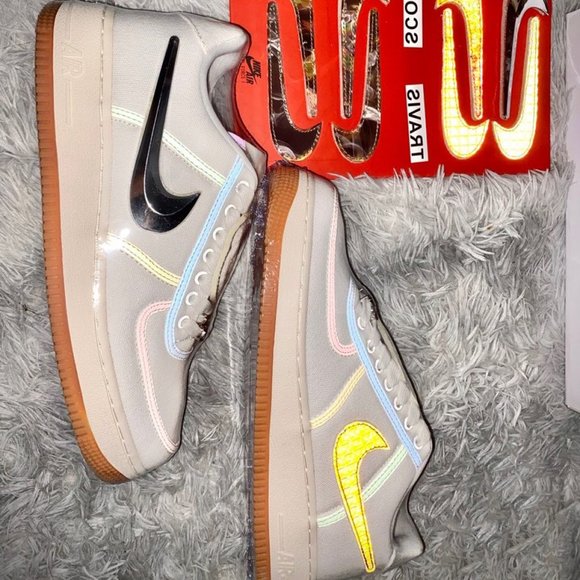Travis Scott x Nike Air Force 1Low "Sail" - Picture 2 of 5